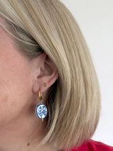 Victoria Cameo Blue Tulip Dangle Earring